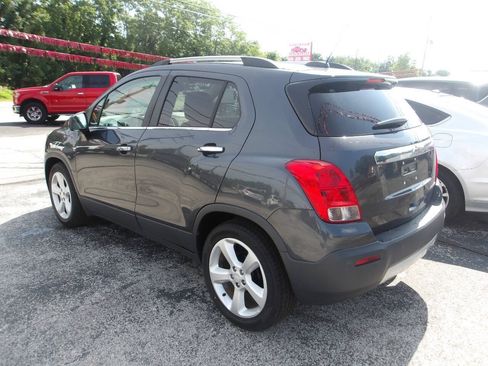 Used 2016 Chevrolet Trax LTZ w/ LPO, Cargo Package FWD image 5