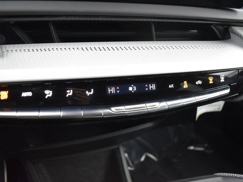 Certified 2025 Cadillac Optiq Sport 2 w/ LPO, Floor Liner Package image 24