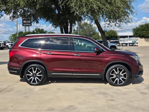 Used 2019 Honda Pilot Touring image 8