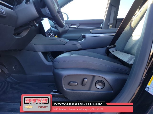 New 2027 GMC Terrain AT4 w/ Convenience Package III AWD/4WD image 16