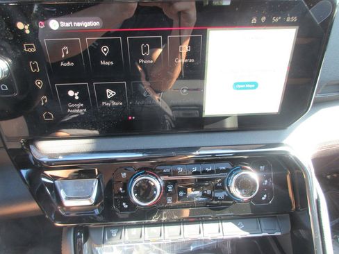 New 2026 GMC Sierra 2500 AT4 w/ AT4 Premium Plus Package AWD/4WD image 20