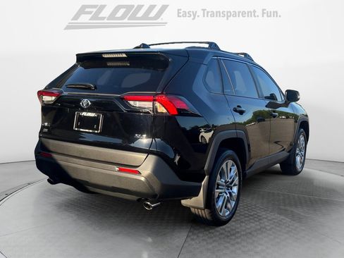 Certified 2025 Toyota RAV4 XLE Premium image 9