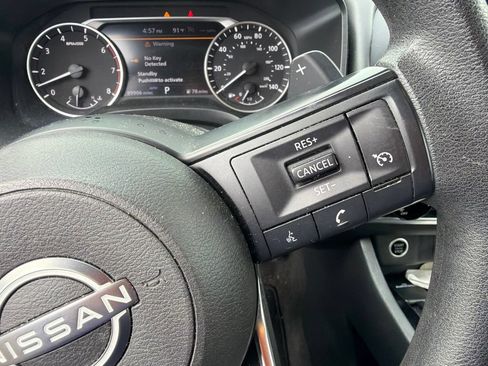 Used 2023 Nissan Rogue S AWD/4WD image 17