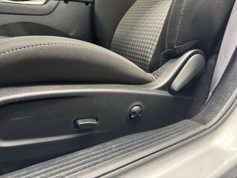 Used 2022 Dodge Challenger R/T image 14