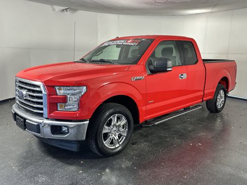 Used 2017 Ford F150 XLT w/ Equipment Group 301A Mid image 6
