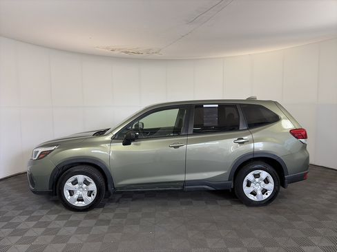 Used 2019 Subaru Forester image 7