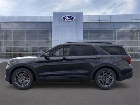 New 2026 Ford Explorer ST-Line image 3