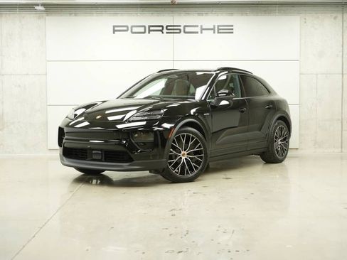 New 2026 Porsche Macan 4 Electric AWD/4WD image 1