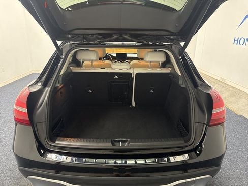 Used 2019 Mercedes-Benz GLA 250 4MATIC image 13