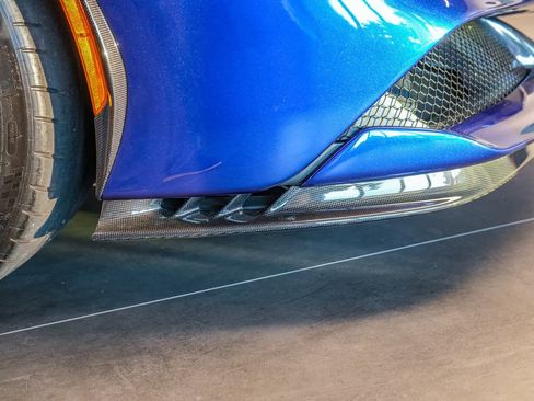 Used 2022 Ferrari SF90 Spider image 23