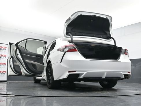 Used 2024 Toyota Camry SE w/ Blackout Package (TMS) image 30