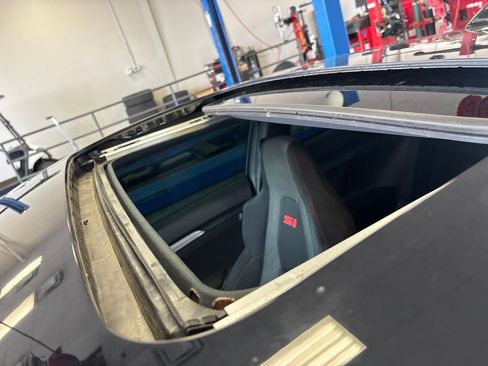 Used 2018 Honda Civic Si image 5
