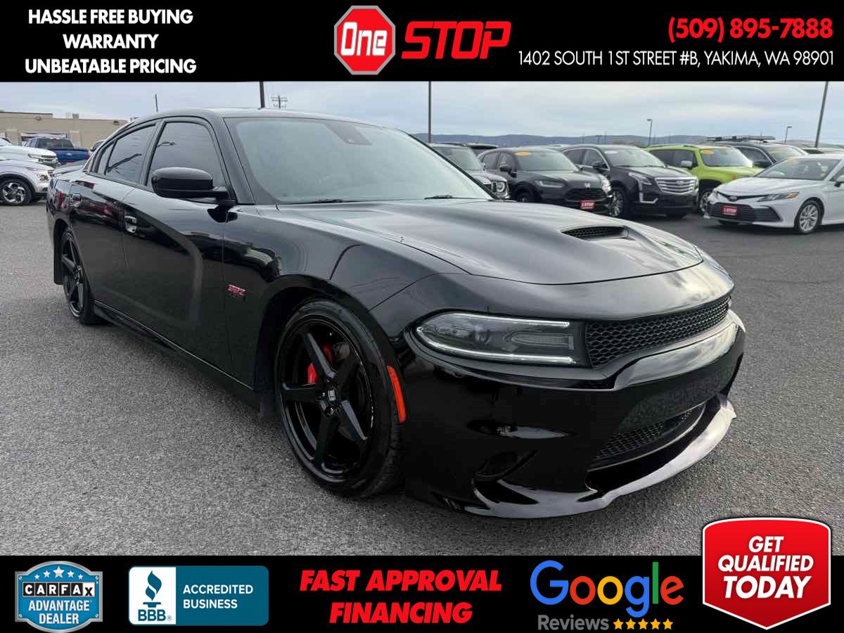 Used 2015 Dodge Charger R/T Scat Pack w/ Technology Group RWD image 1