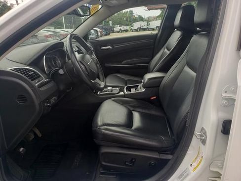 Used 2016 Chrysler 300 Limited w/ Driver Convenience Group AWD/4WD image 10
