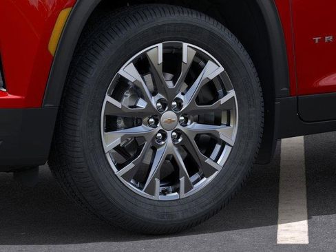 New 2026 Chevrolet Traverse LT image 9