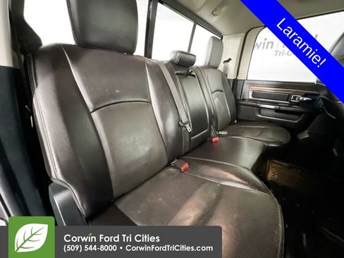 Used 2016 RAM 1500 Laramie w/ Convenience Group AWD/4WD image 15