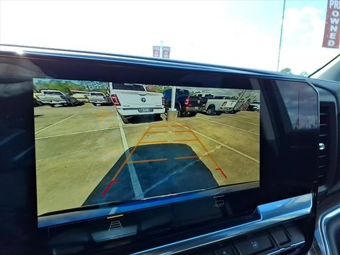 Used 2025 Chevrolet Silverado 1500 LT image 19