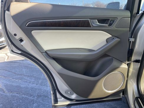 Used 2016 Audi Q5 2.0T Premium Plus w/ Technology Package image 13