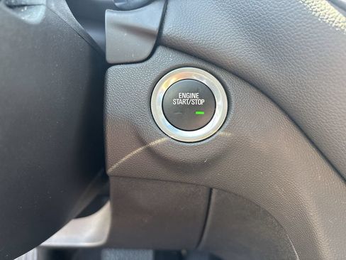 Used 2024 Chevrolet Equinox LT AWD/4WD image 20
