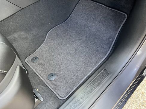 New 2025 Jeep Grand Cherokee Altitude image 8