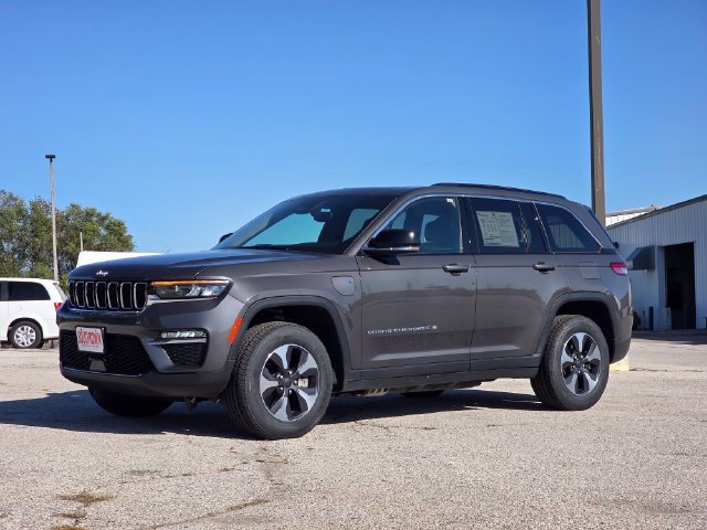 Certified 2024 Jeep Grand Cherokee Limited 4xe AWD/4WD image 3