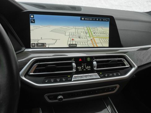Used 2023 BMW X5 xDrive40i w/ M Sport Package AWD/4WD image 19