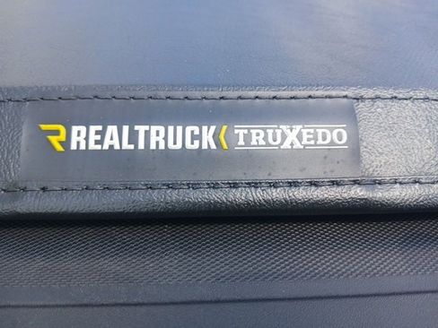 Used 2022 Chevrolet Silverado 1500 High Country w/ High Country Premium Package image 5