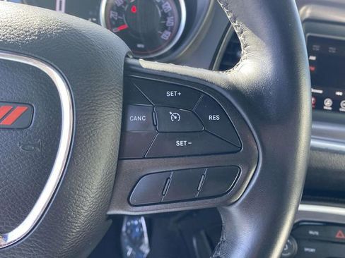 Used 2020 Dodge Challenger SXT image 18