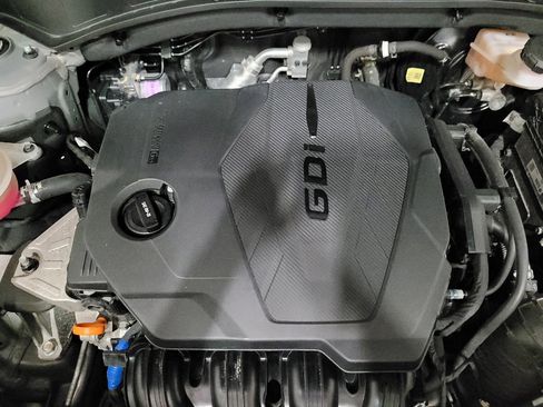 Used 2023 Hyundai Santa Fe SE w/ Cargo Package image 30