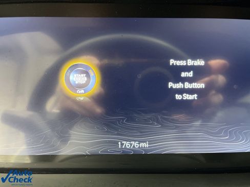 Used 2024 Jeep Grand Cherokee Limited w/ Black Appearance Package image 15