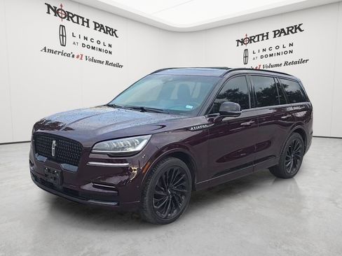 Used 2024 Lincoln Aviator Reserve w/ Jet Package RWD image 1