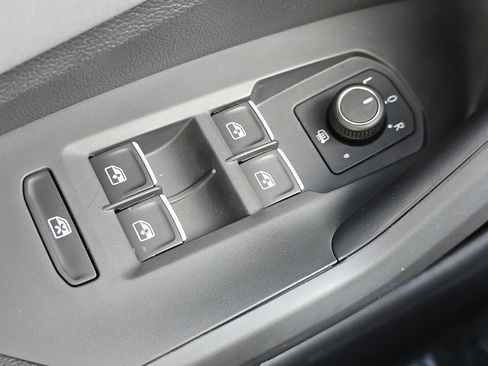 New 2026 Volkswagen Jetta SE image 26