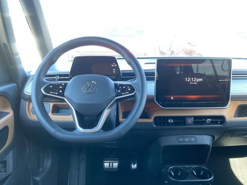 New 2025 Volkswagen ID. Buzz Pro S image 12