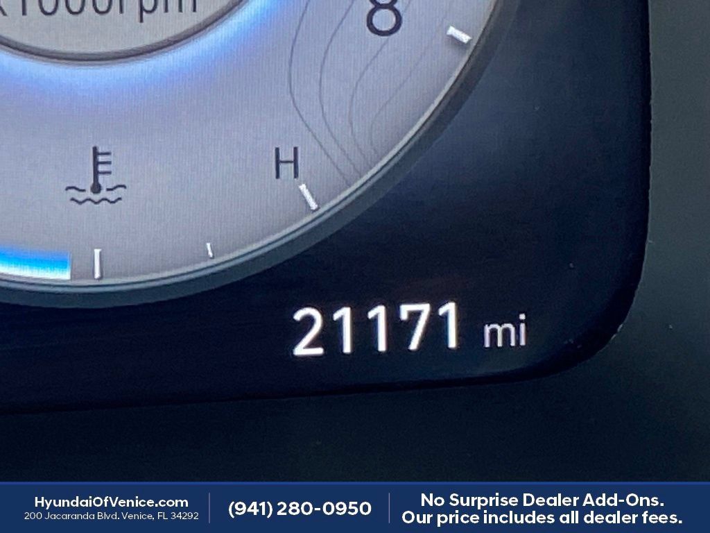 Certified 2024 Hyundai Palisade Limited FWD image 30