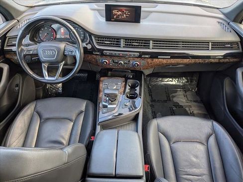 Used 2018 Audi Q7 3.0T Premium image 17