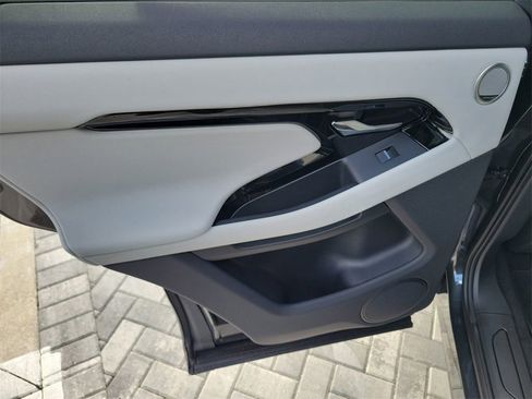 New 2026 Land Rover Range Rover Evoque S image 22