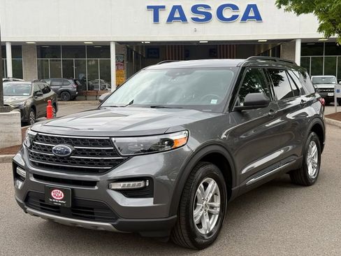 Used 2022 Ford Explorer XLT w/ Equipment Group 202A AWD/4WD image 1