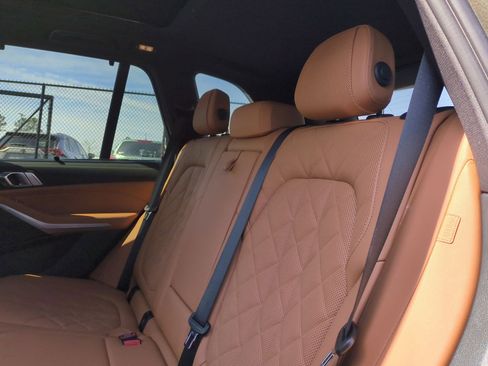 Certified 2024 BMW X5 xDrive40i w/ M Sport Package image 30