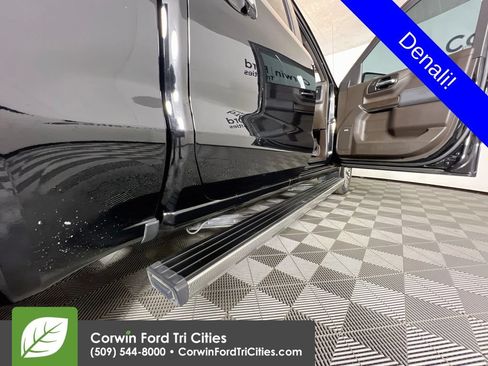 Used 2022 GMC Sierra 1500 Denali w/ Denali Premium Package AWD/4WD image 33