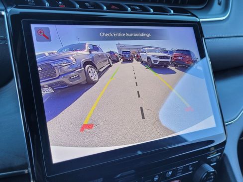 New 2025 Jeep Grand Cherokee Overland image 19