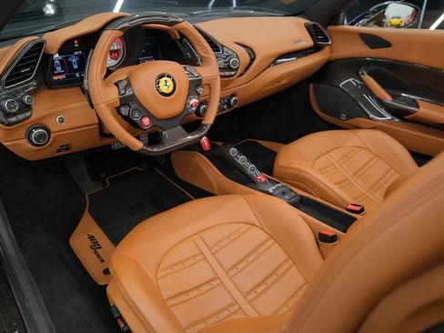Used 2018 Ferrari 488 Spider RWD image 37