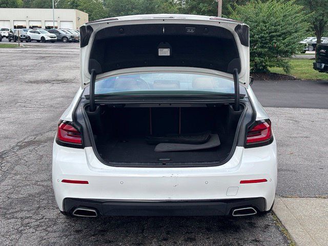 Used 2023 BMW 530e w/ Premium Package RWD image 31
