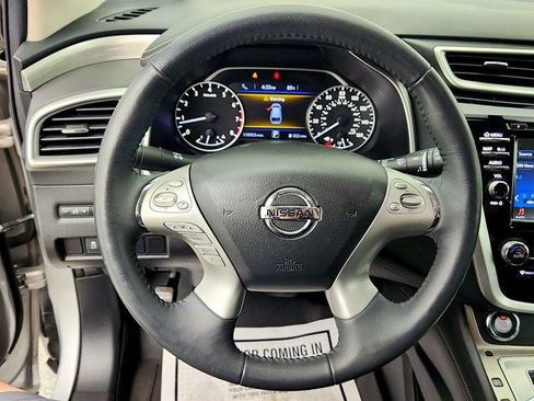 Used 2018 Nissan Murano SV FWD image 14