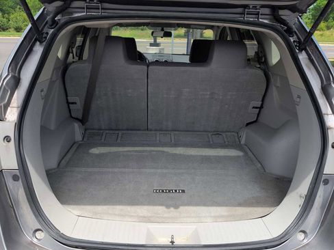 Used 2013 Nissan Rogue SV FWD image 31