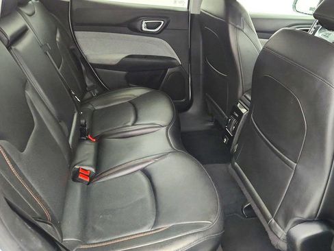 Used 2022 Jeep Compass Latitude image 22