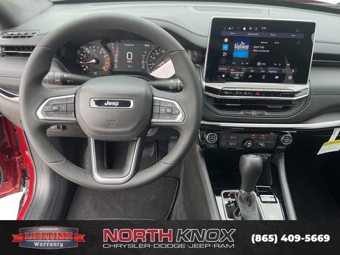 New 2026 Jeep Compass Latitude AWD/4WD image 7