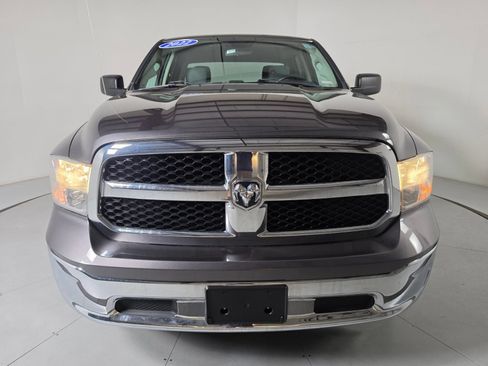 Used 2022 RAM 1500 Classic SLT AWD/4WD image 8
