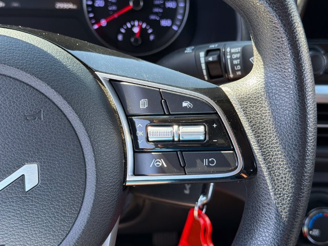 Used 2024 Kia Forte LXS FWD image 17