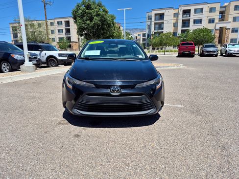 Used 2024 Toyota Corolla LE FWD image 8