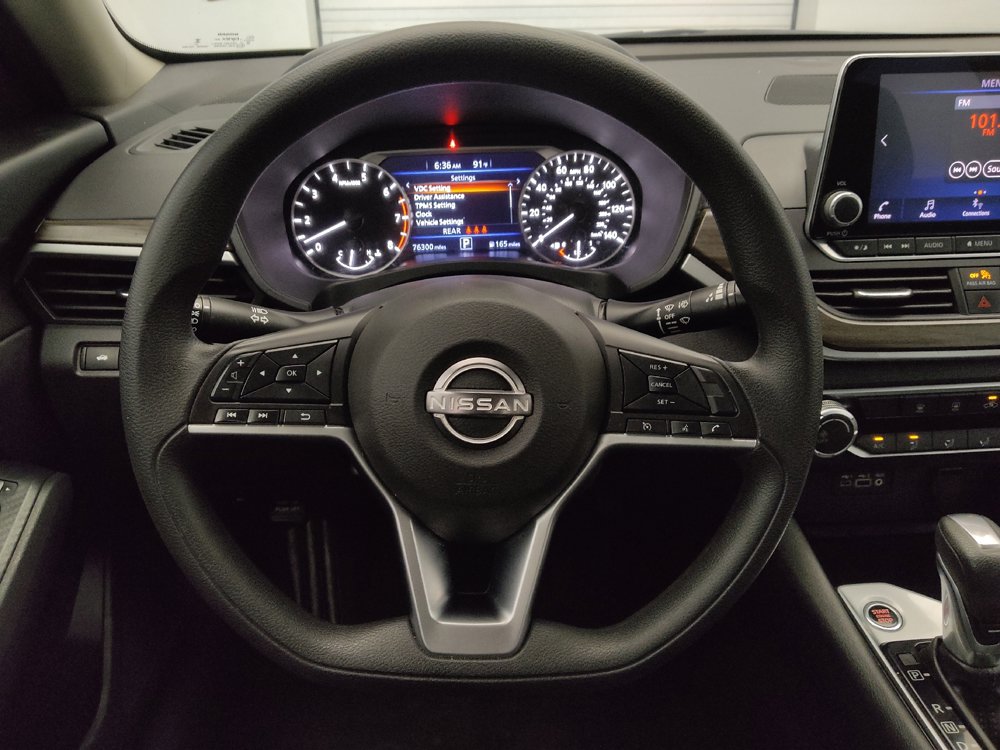 Used 2024 Nissan Altima 2.5 SV FWD image 22